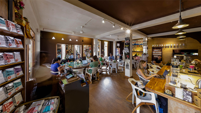 Seniman Coffee Studio